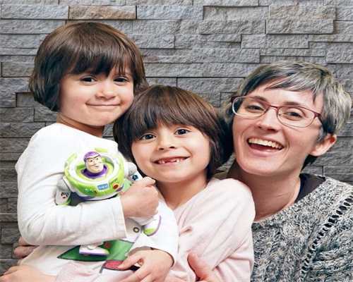 宫腔镜内膜活检是妇科诊断中的一项重要检查，它能够帮助医生准确...